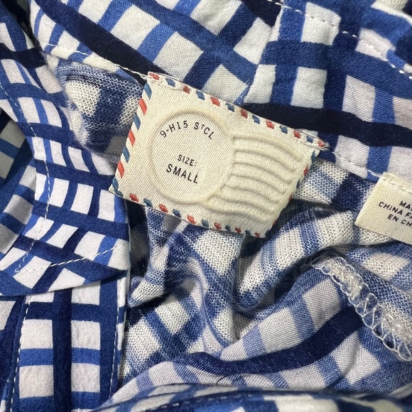 EUC. Postmark 9-H15 {Anthro} Blue + White Checked V-Neck Wrap Blouse Top | Small - Picture 5 of 13